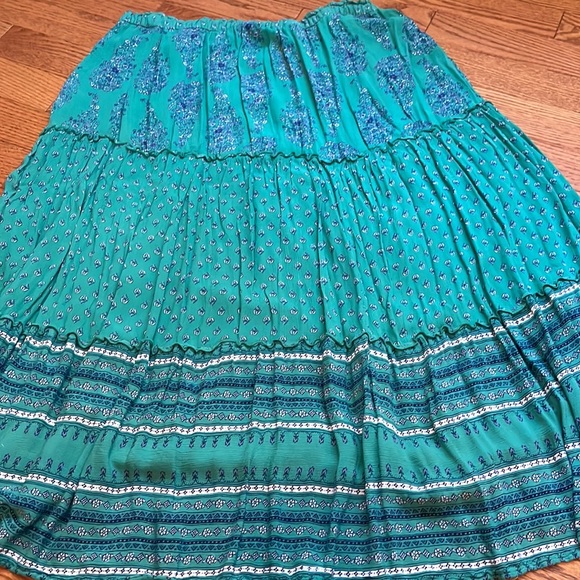 NWOT Old Navy Woman’s Skirt - Picture 5 of 5